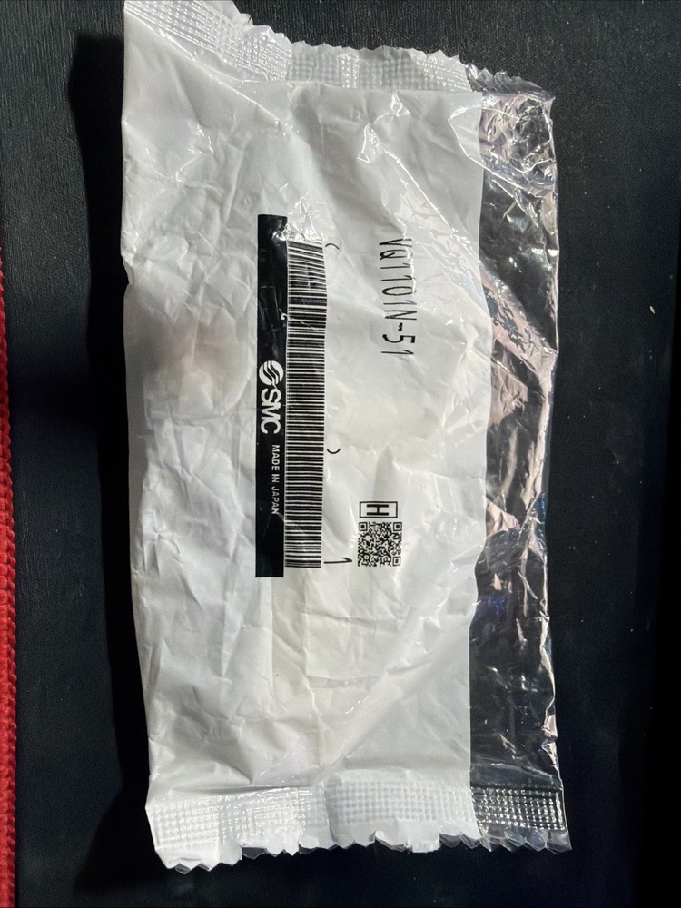 SMC VQ1101N-51 Solenoid Valve