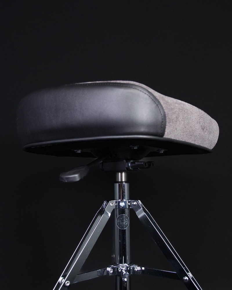 Roc-N-Soc Extended Base Square Throne - Grey