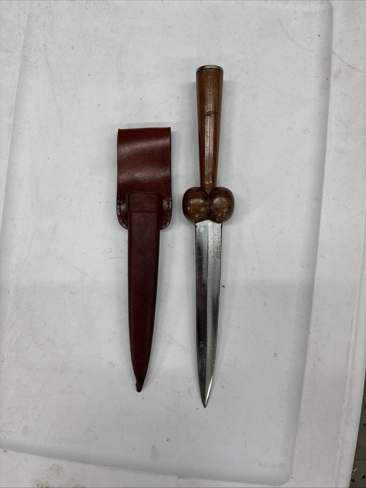 Wood Hilt Bollock Dagger