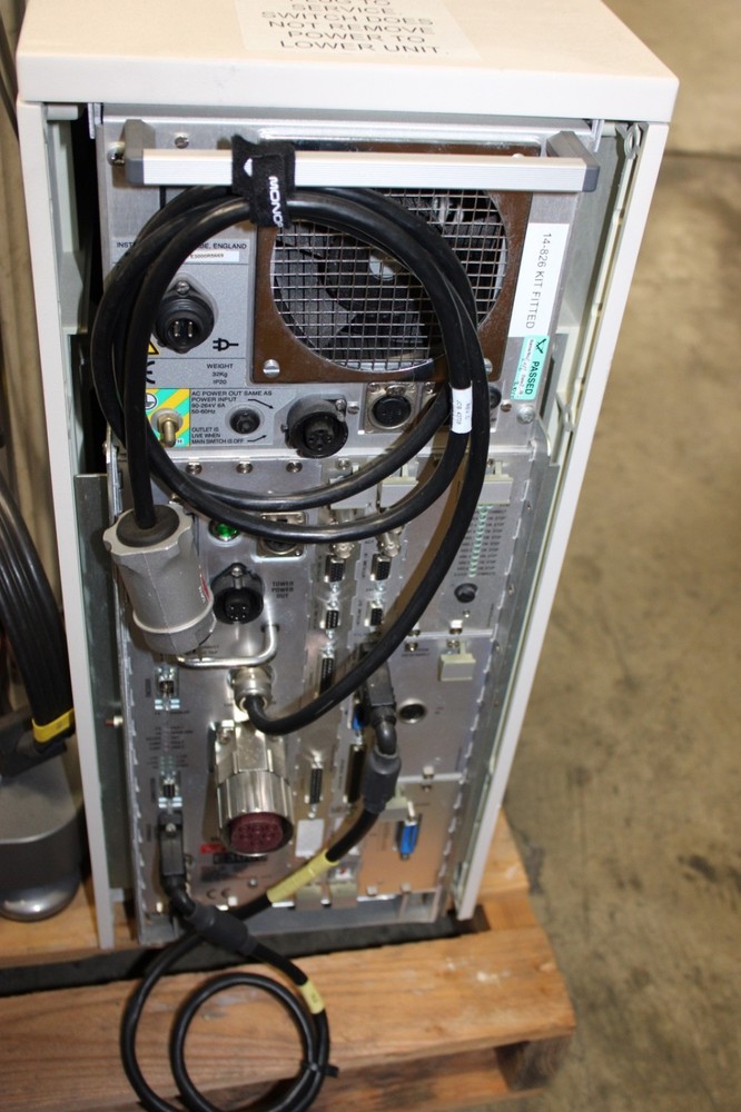 Instron Dynamic and Static Testing MACHINE E3000