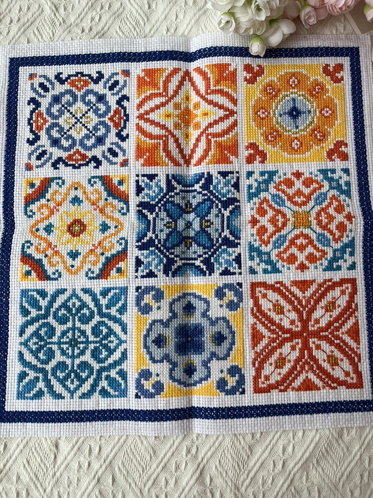 completed finished cross stitch Moroccan pattern Decoration 16''x 16'' Unframed