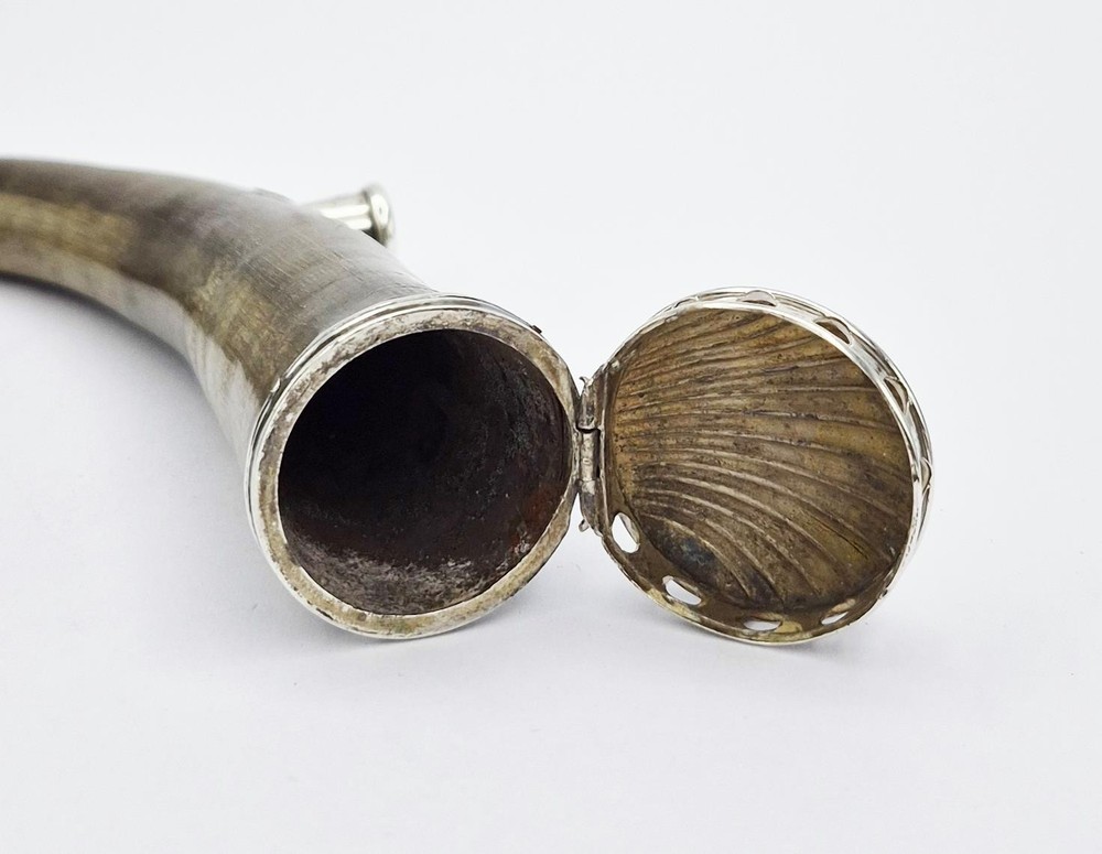 VICTORIAN SCOTTISH SOLID SILVER MOUNTED RAMS HORN SNUFF MULL 19th Century