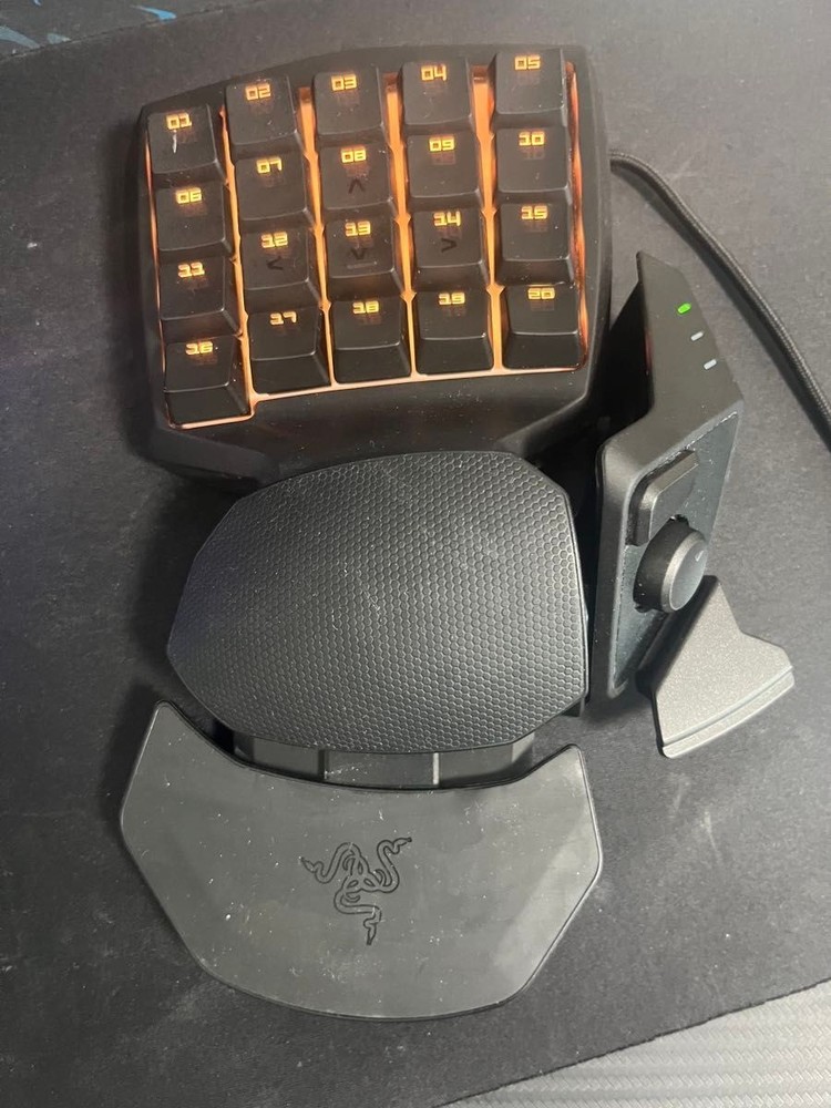 USED Razer Orbweaver Chroma gaming device