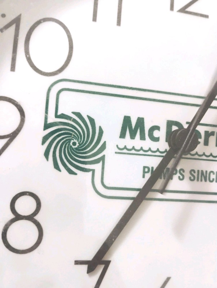 Mcdermott Pumps Advertising Analog Clock Gold Trim