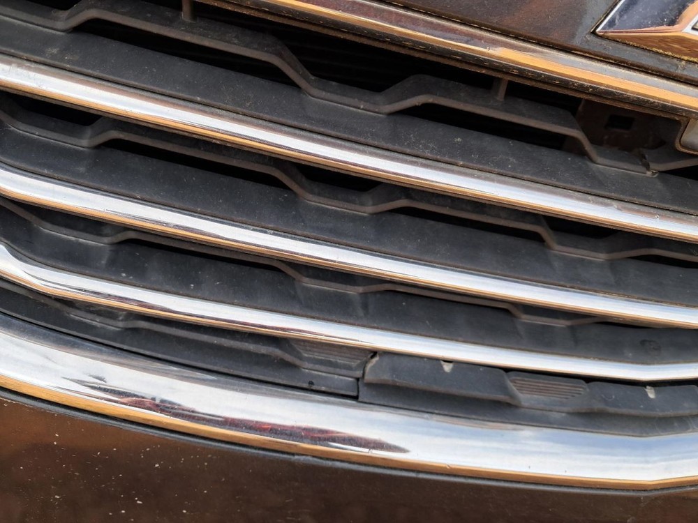 TRAX 2016 Glove Box 5018009