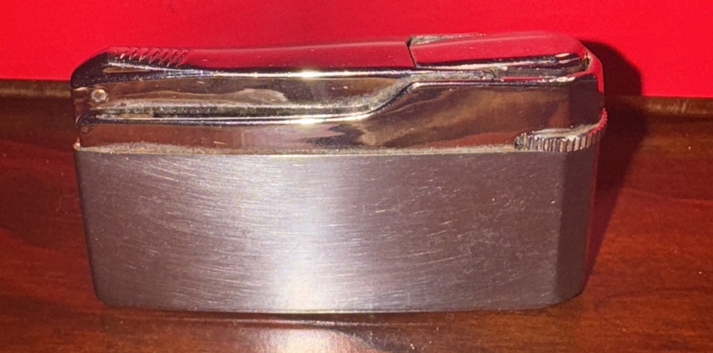 (2) Lighters Vintage RONSON WINDLITE Lighter, Sky-Lite