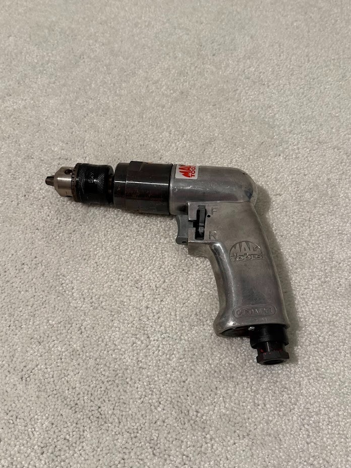 Mac Tools AD540 3/8" Reversible Air Pneumatic Drill 1800-RPM Oiled After using