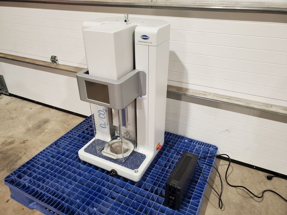 Hach Orbisphere 6110 Total O₂ CO₂ Package Analyzer With APC Battery Pack