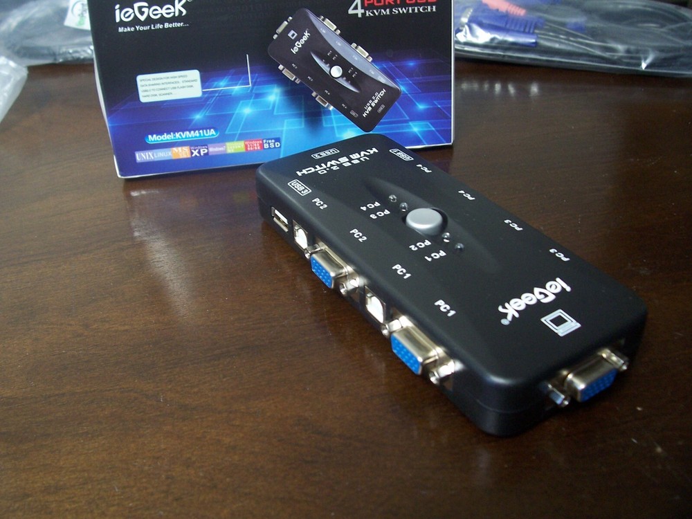 USB Switch Selector 4 Port, USB KM Switcher 4 Computers Sharing  - 3 PKG CABLE