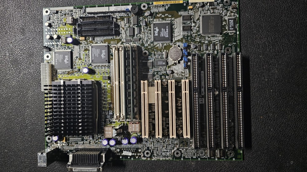 Vintage Pentium Pro G6-180 PC Combo