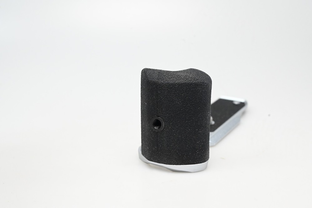 SmallRig L-Bracket Grip for Nikon ZFC Camera #G167