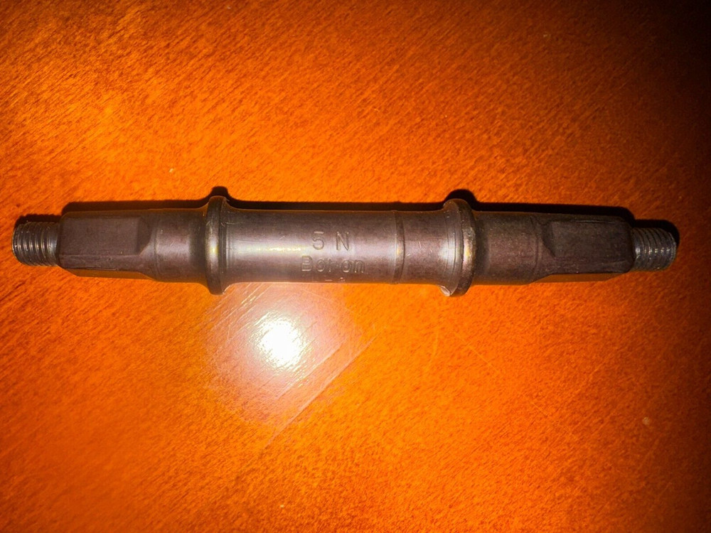 JIS Square Taper 5N Threaded Bottom Bracket Spindle - NOS