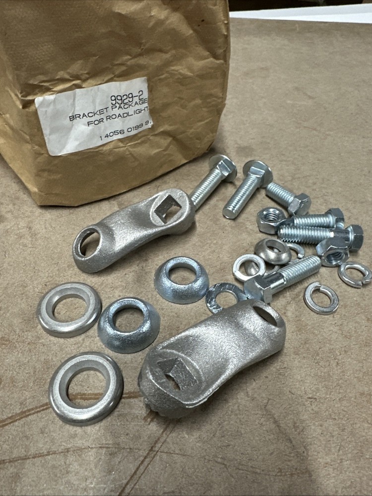 Unity 9929 Bracket Package Lot Of 2