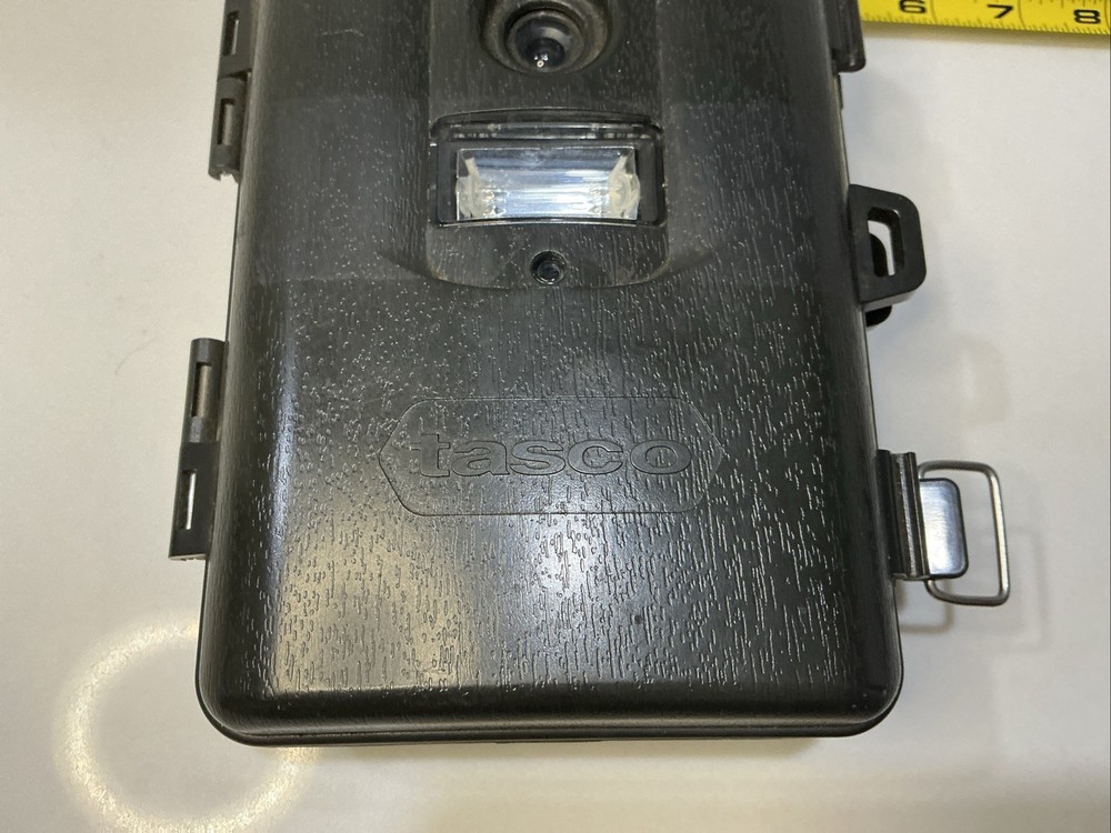 Tasco Digital Trail Camera Model# 119223C Read Description