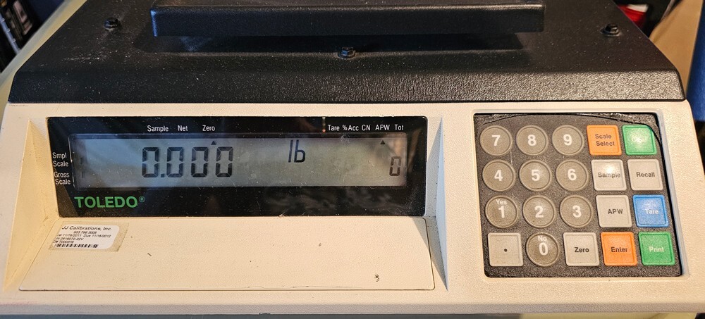 Toledo Scale Model 8572 | 5 pound capacity | w/power supply