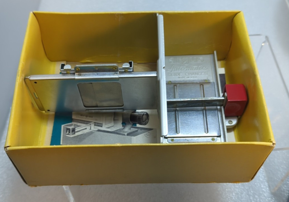 Argus Automatic Slide Changer in Box with Manual