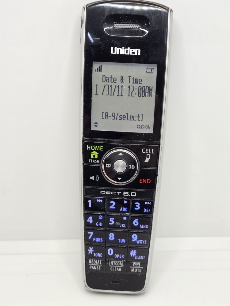 Uniden DECT 6.0 D3280 Phone With Digital Answering System