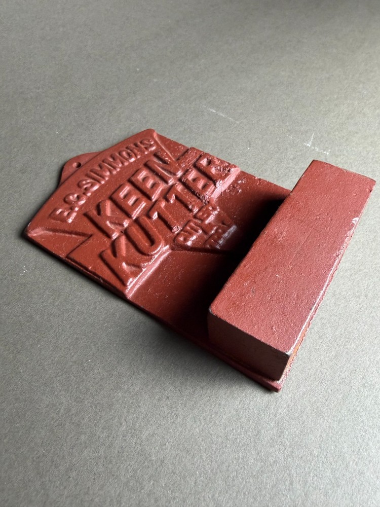 KEEN KUTTER Cast Iron Advertising Match Holder Wall Mount