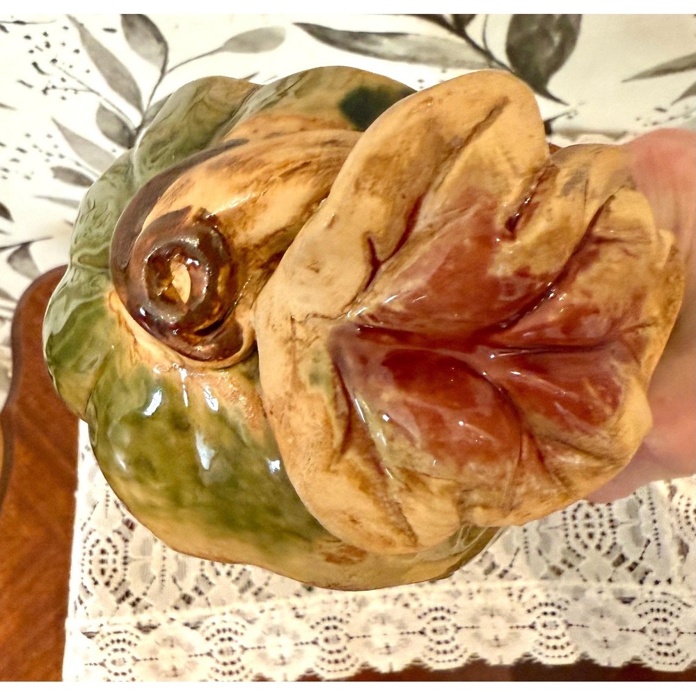 Vintage squash pottery holder table or shelf display