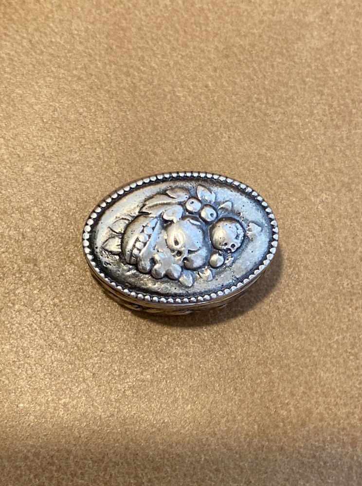 Vintage Italian 800 Silver Fruit Decorated Hinged Lid Patch Box-Makers Marks
