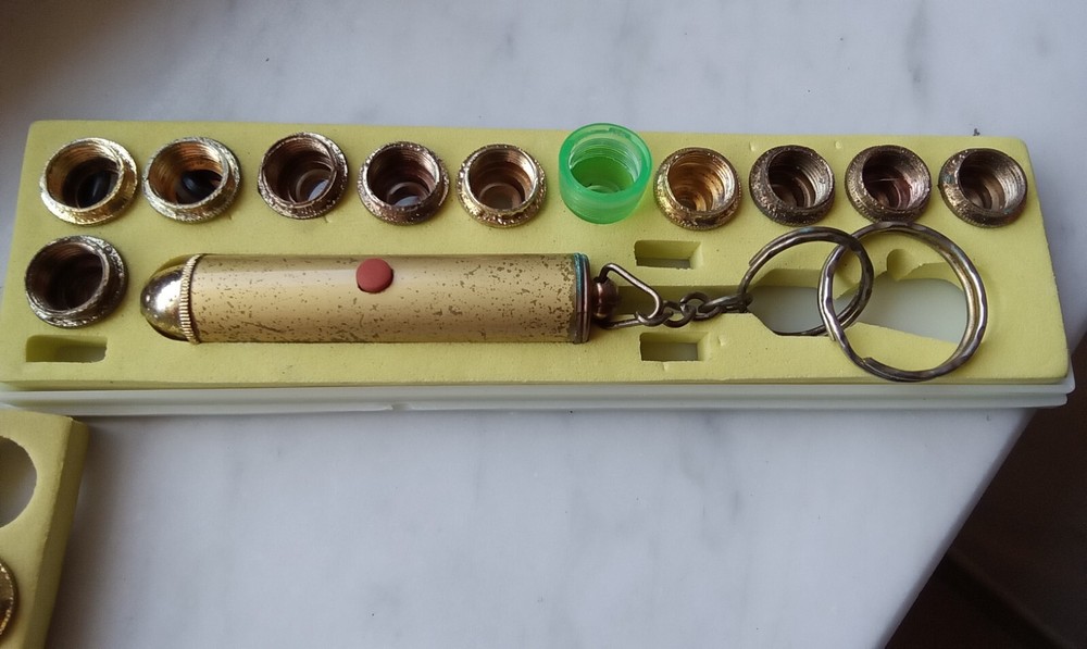 Laser Point Laser Pointer *NOT WORKING*Not Functioned Gold 1990