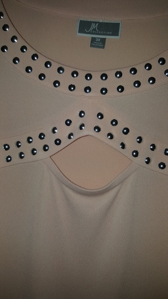 JM Collection - 3X Pale Pink Studded PEEK-A-BOO Pull-Over Top