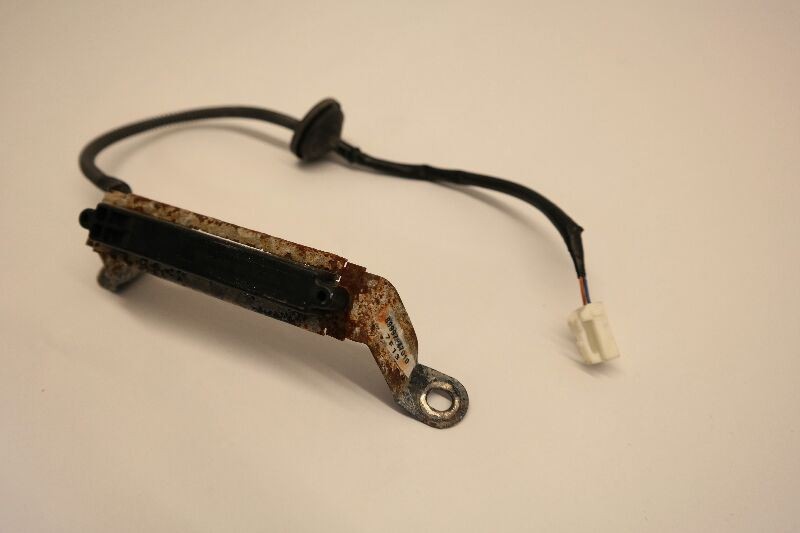 2004-2009 Toyota Prius Rear Keyless Entry Module