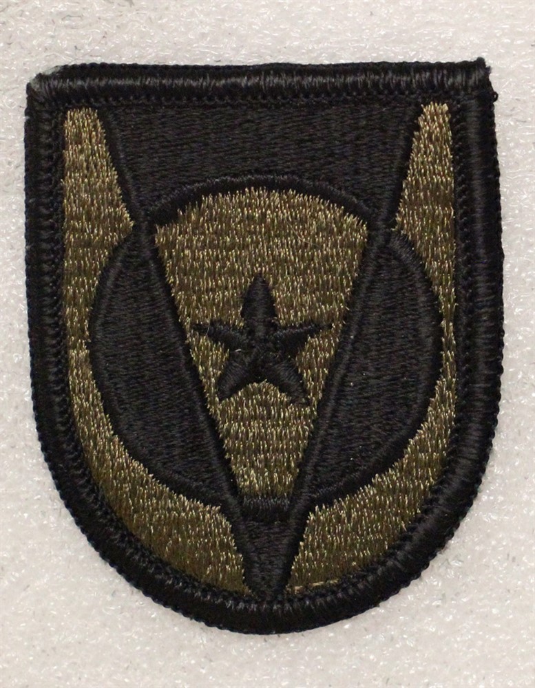 Army Patch: 5th Transportation Command - subdued, merrowed edge