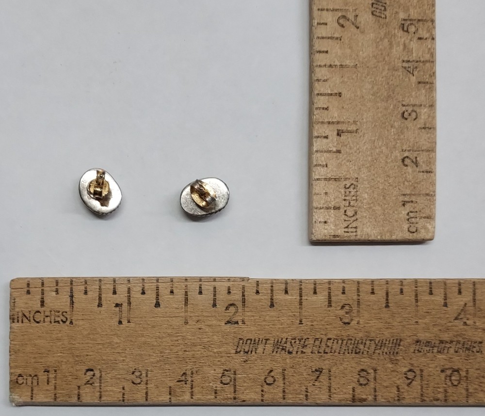 OVAL setting STUD - pierced EARRINGS - listing #7769