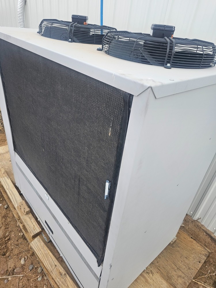 FLUID CHILLERS 10 TON