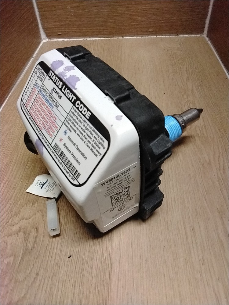 Honeywell Water Heater Gas Valve WV8840C1522 AP16910D 30 Day Warranty FAST SHIP