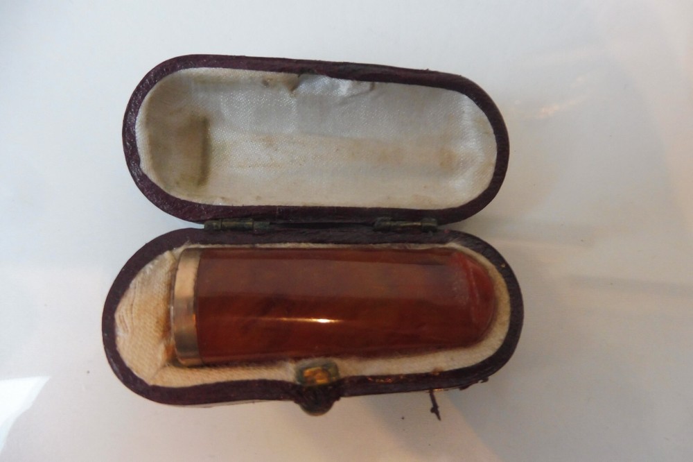 Beautiful Old Cigar Tip, Amber With 800 Silver, With Case