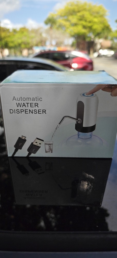 Automatic Water Dispenser With Cable Charger
