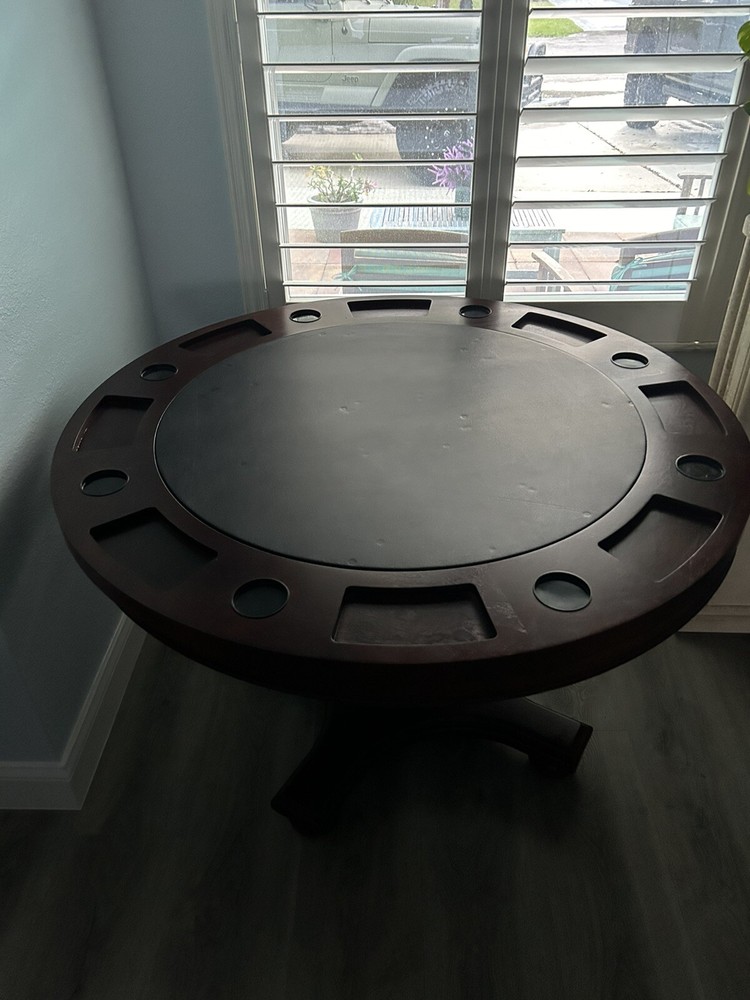 Poker Table