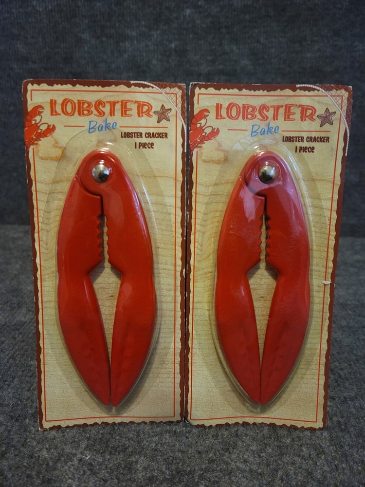 Lobster Bake 2 LOBSTER CRACKERS