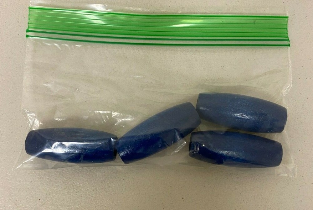 MACRAME CRAFTS  4 WOODEN BEADS  BLUE