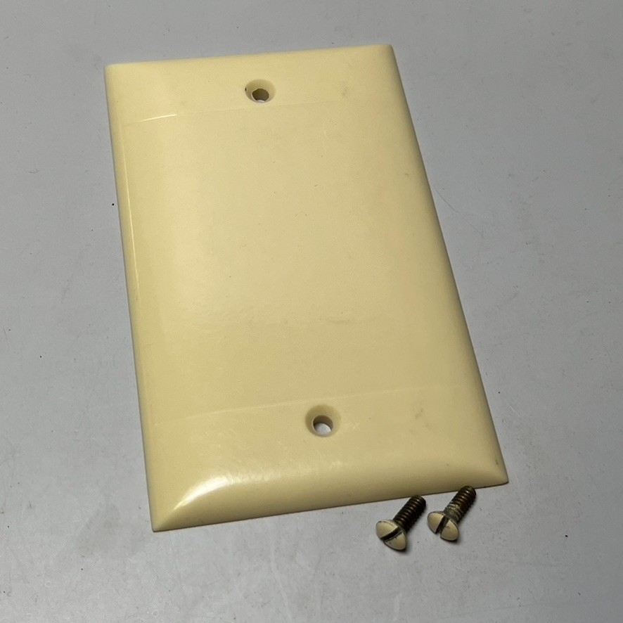 Vintage P&S Art Deco Ivory Plain Bakelite Solid Plate Cover