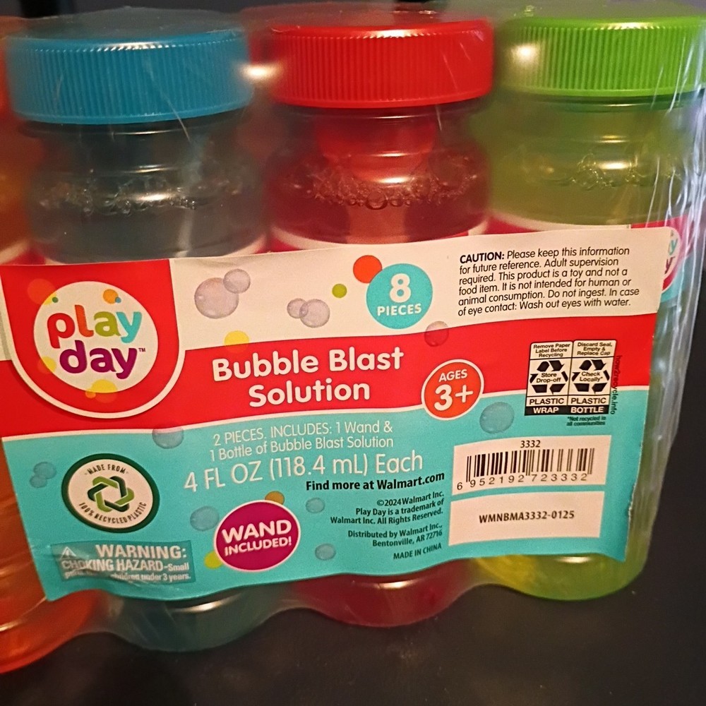 Play DAY 8 pk Bubbles