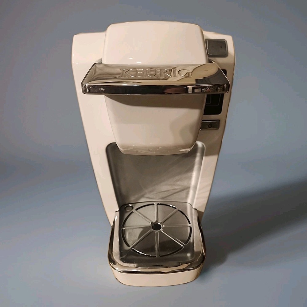 Keurig K10 Mini Plus White/Creme.