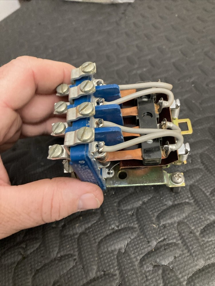 Harris RF-110A Contactor