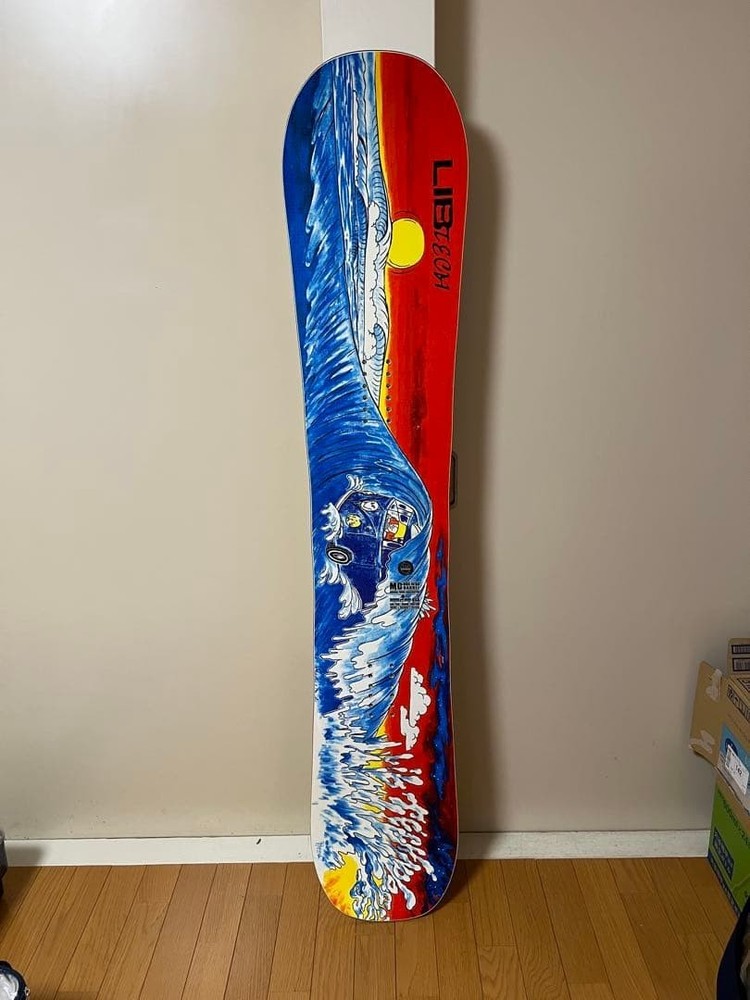 LIB TECH MC BUS IN DA BARREL Snowboard Size 154cm