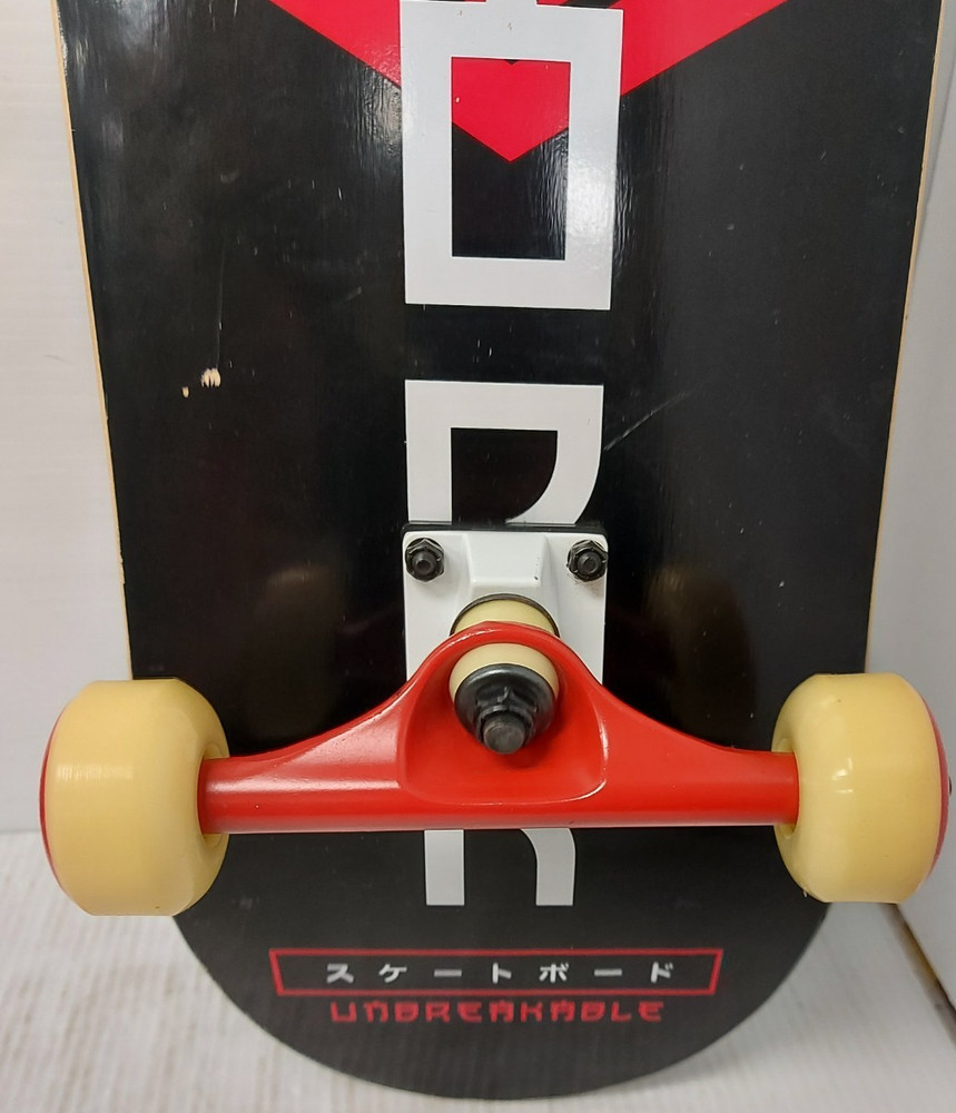 (N91367-1) New York Skate Board