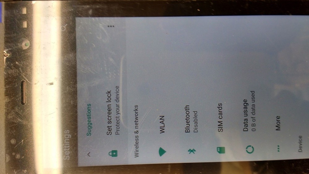 Chameleon 5R Rugged Biometric Handheld Device – Powers On