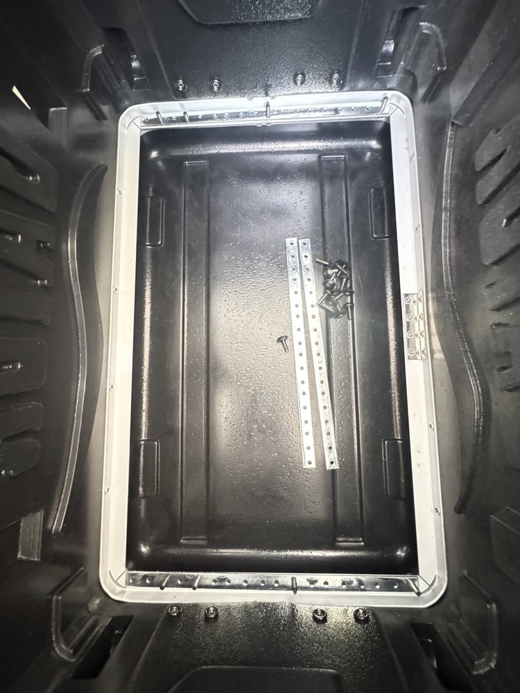 Gator Cases Lightweight Molded 6U Shallow Rack Case