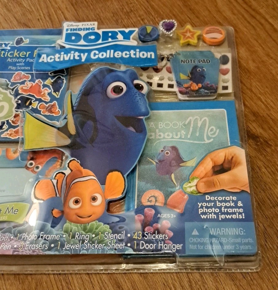 2016 Disney Pixar Finding Dory Activity Collection Unopened