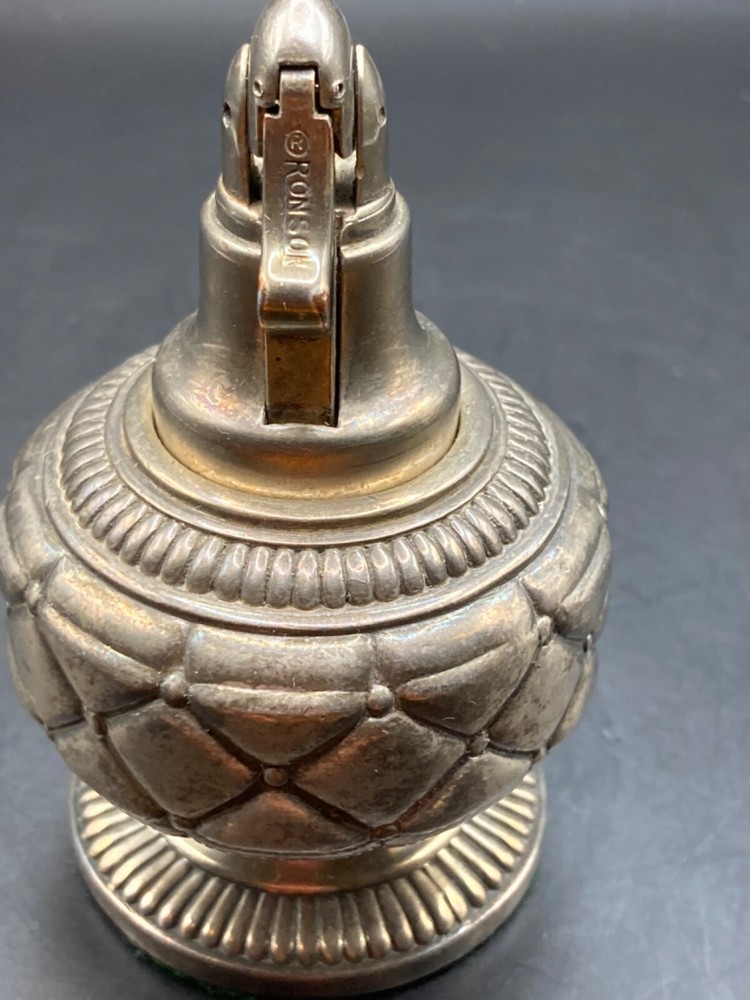 Vintage Ronson “Gloria” Table Lighter