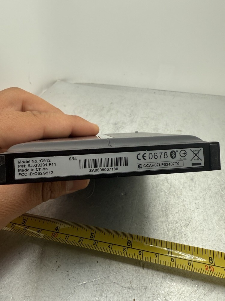 Freedom Universal Bluetooth Folding Keyboard Untested Clean no corrosion