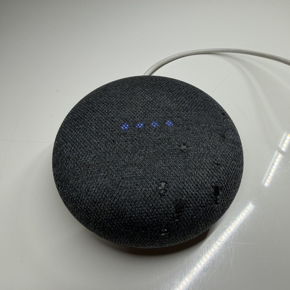 Google Home Mini 1st Gen : Smart Assistant : Charcoal : Tested/ Working.