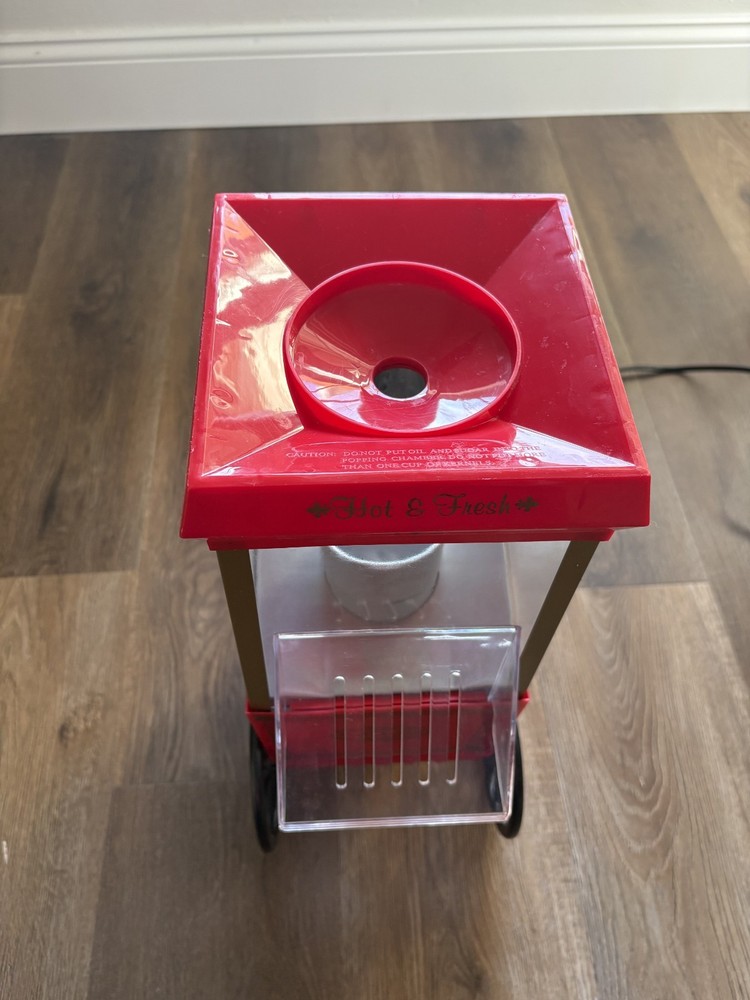 Nostalgia Electrics Old Fashioned Red Kettle Popcorn Maker