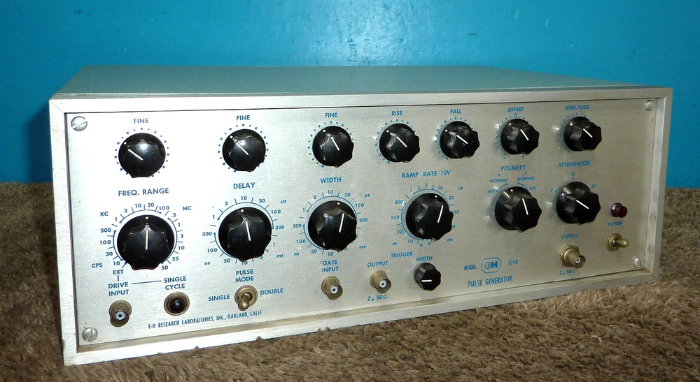 E-H Research Labs Model 139B Pulse Generator